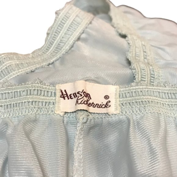 Henson Kickernick Blue Nylon Half Slip - Picture 4 of 6